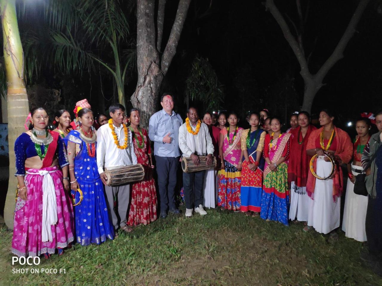 Bardiya Rhino Lodge Bardia Pvt Ltd מראה חיצוני תמונה