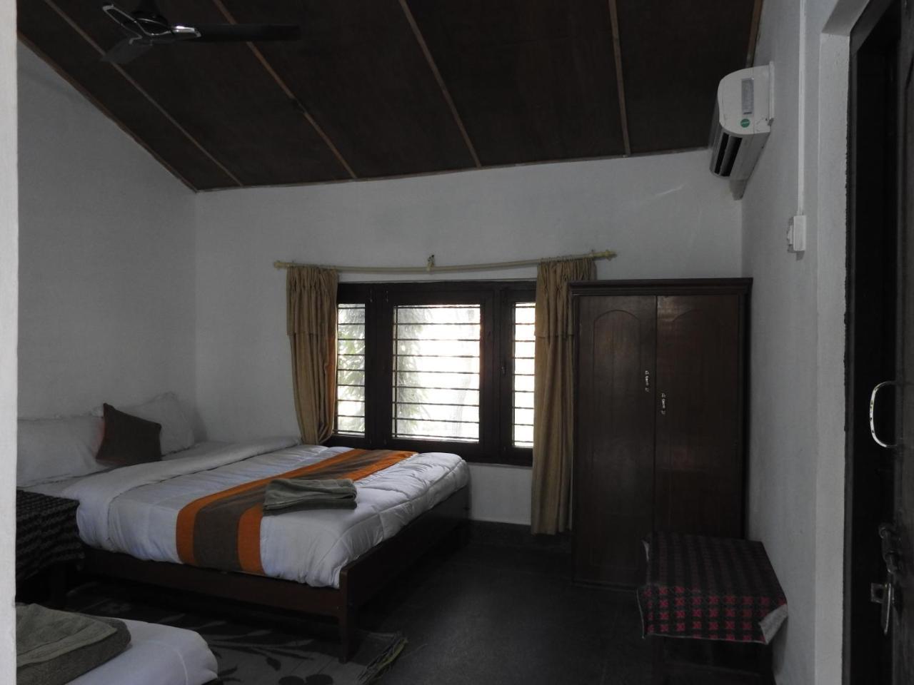 Bardiya Rhino Lodge Bardia Pvt Ltd מראה חיצוני תמונה