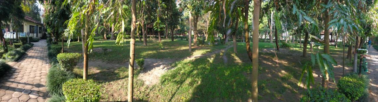 Bardiya Rhino Lodge Bardia Pvt Ltd מראה חיצוני תמונה